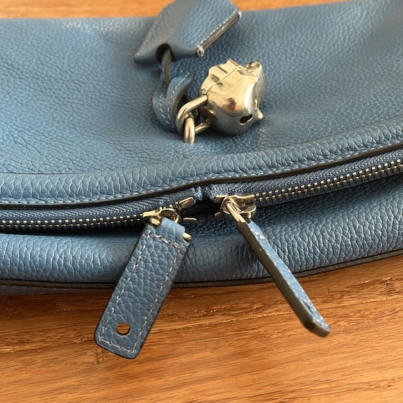 Authentic folding blue leather Alexander McQueen clutch with silver skull - Picture 13 of 13